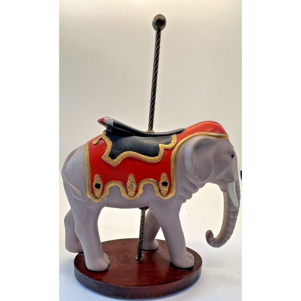 Franklin Mint TREASURY OF CAROUSEL ART Figurine elephant circus